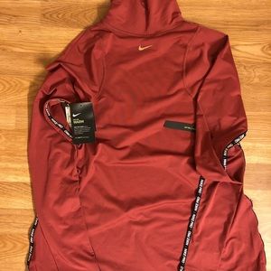 Nike pro warm women’s collant sweatshirt